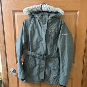 Columbia Beverly Mountain II Omni Heat Hooded Parka Women's Belted Faux Fur